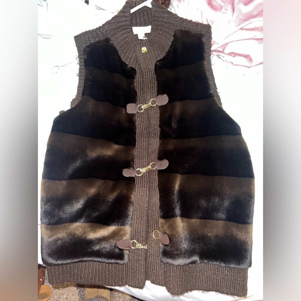 Slightly used Michael Kors Faux Fur vest